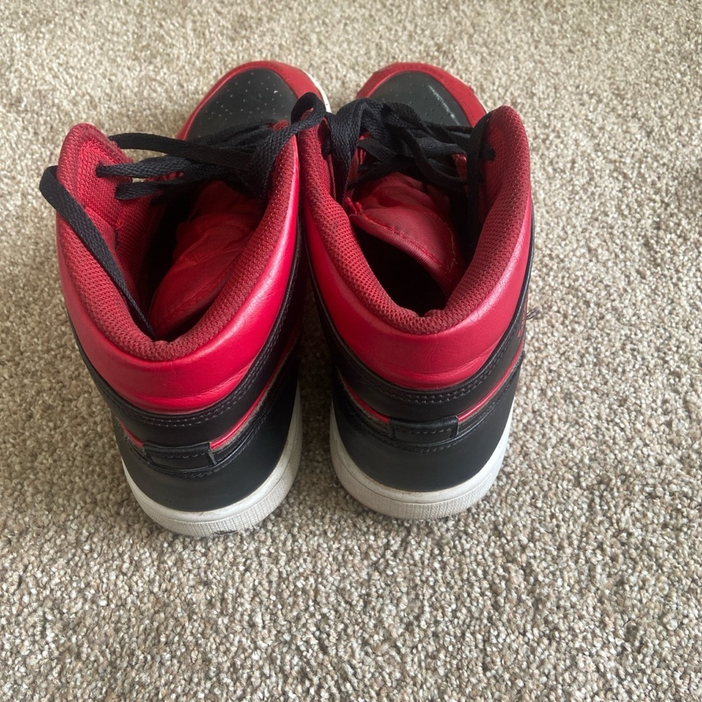 Jordan 1s - Picture 2 of 4